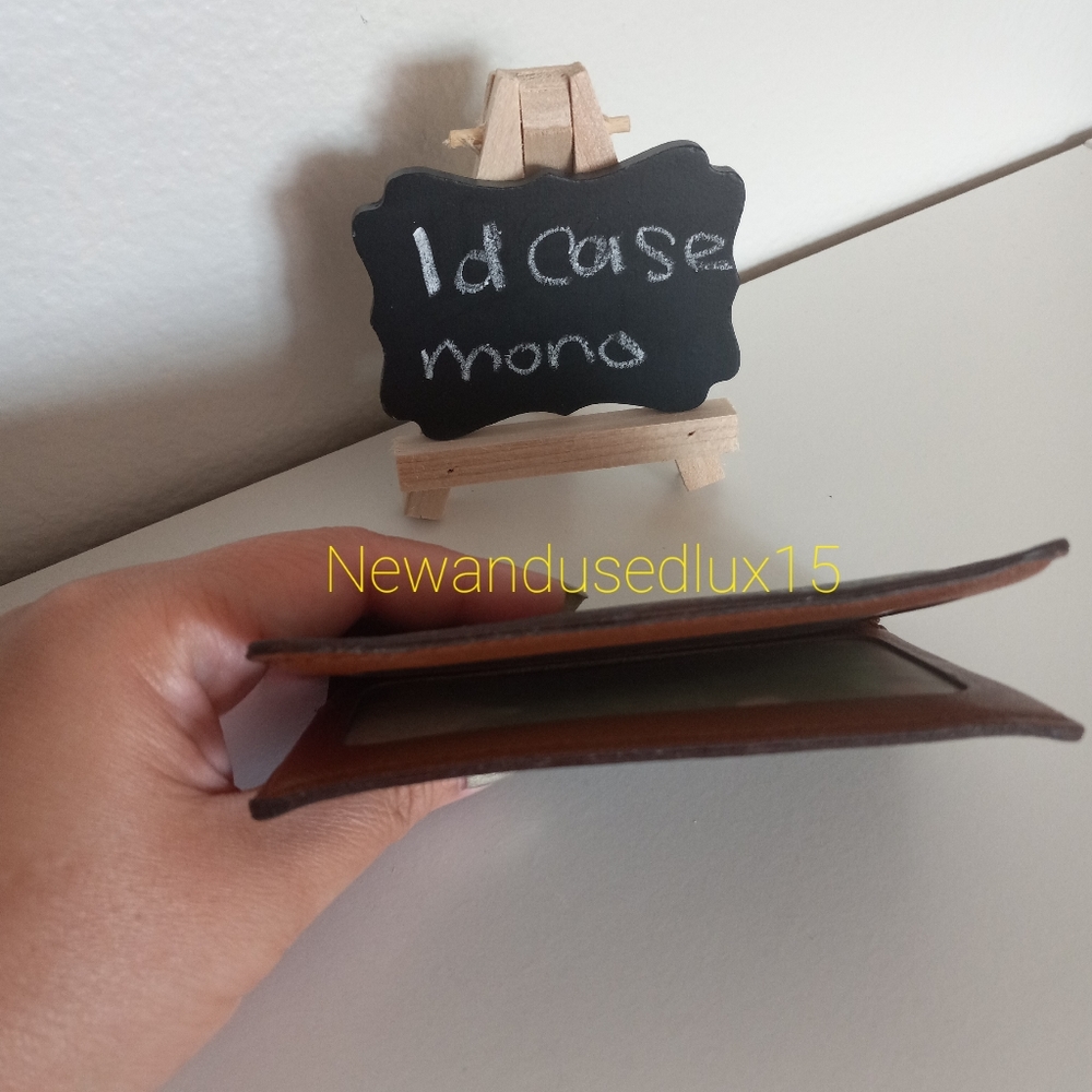 ID case - Picture 3 of 9